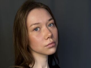 live webcam model SalinaMeller