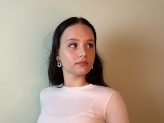 naked camgirl picture SandiePlecker