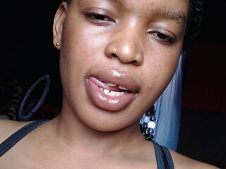 hot cam girl masturbating with vibrator Skylerdavina