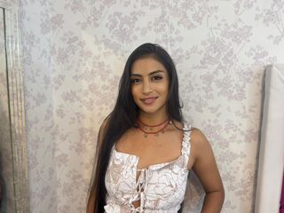 cam girl masturbating with vibrator SteicyMaze