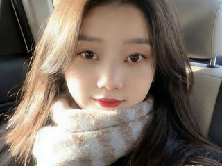 naked girl with webcam masturbating with vibrator SummertimeYa