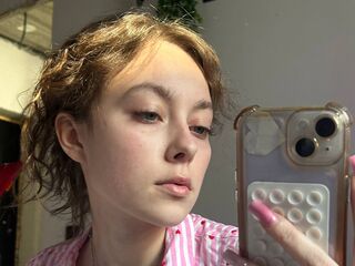 real live cam ThuyThorstad