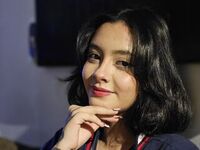 camgirl playing with vibrator TishaTaylor