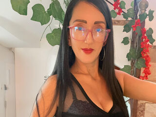 adultcam photo ValkiriaWalking