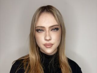 free webcam chatroom VirgieJanosek