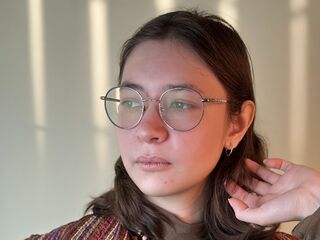 cam hooker chatroom WhitneyEarlgy