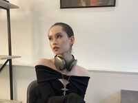 masturbating camgirl WillenaShake