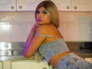 topless camgirl ZamharaRodriguez