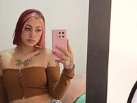 camgirl fingering pussy ZammyRossee