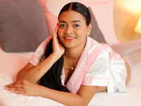 camslut topless ZariRiley