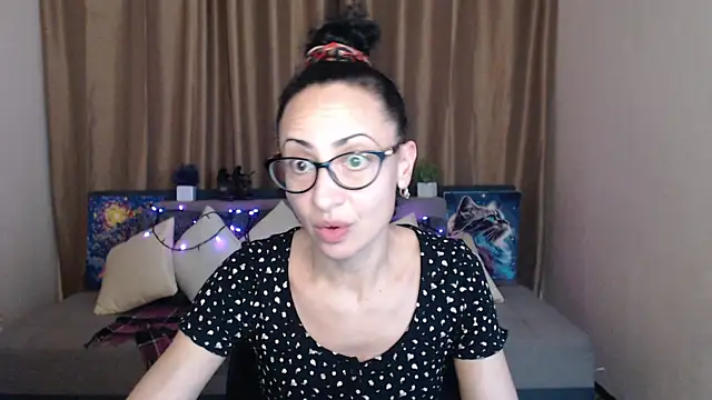 Arianasweety23