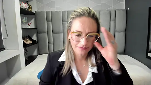 Charlot_milf