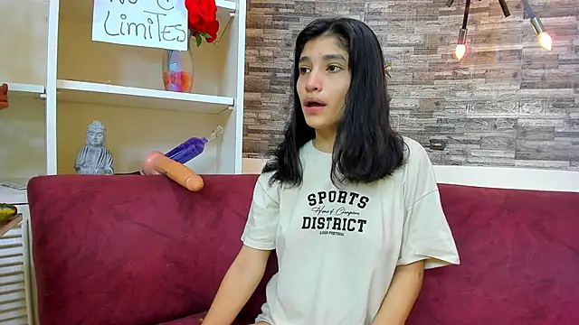 Hussy_Maid