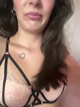KinkyXellie