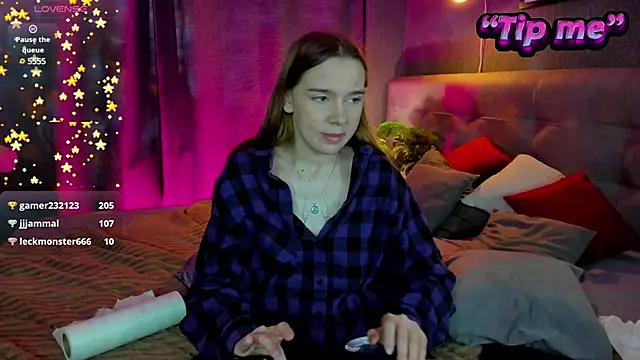 Lesi_Moonie01