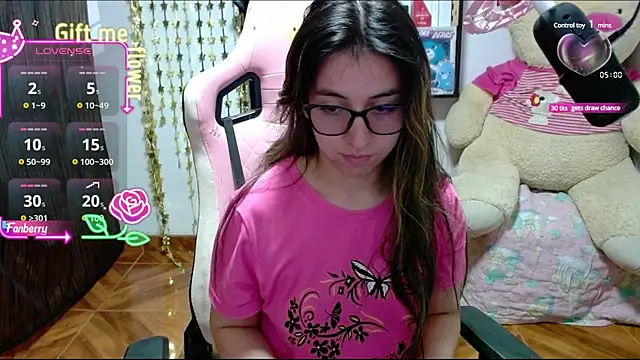 Maggie_Fox3