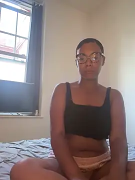 Melia_Rayne