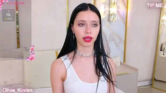 Olivia_Kindes