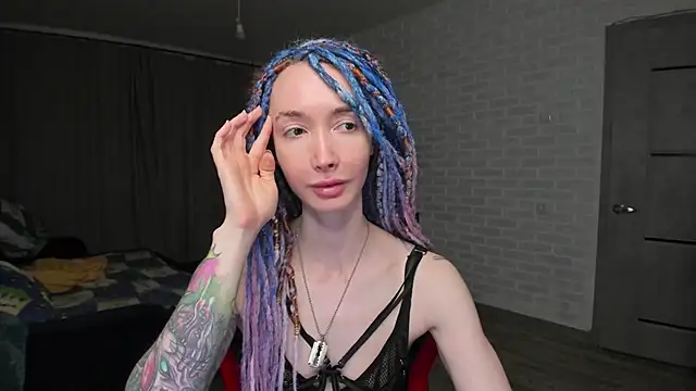 Roxy_Silver