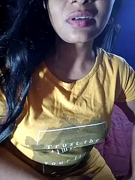 Shalini_telugu09