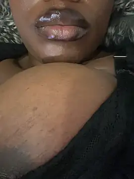bustyblackebony