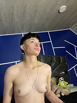 nico_18x