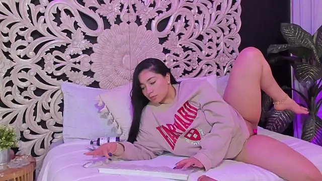 scarlet_miller1